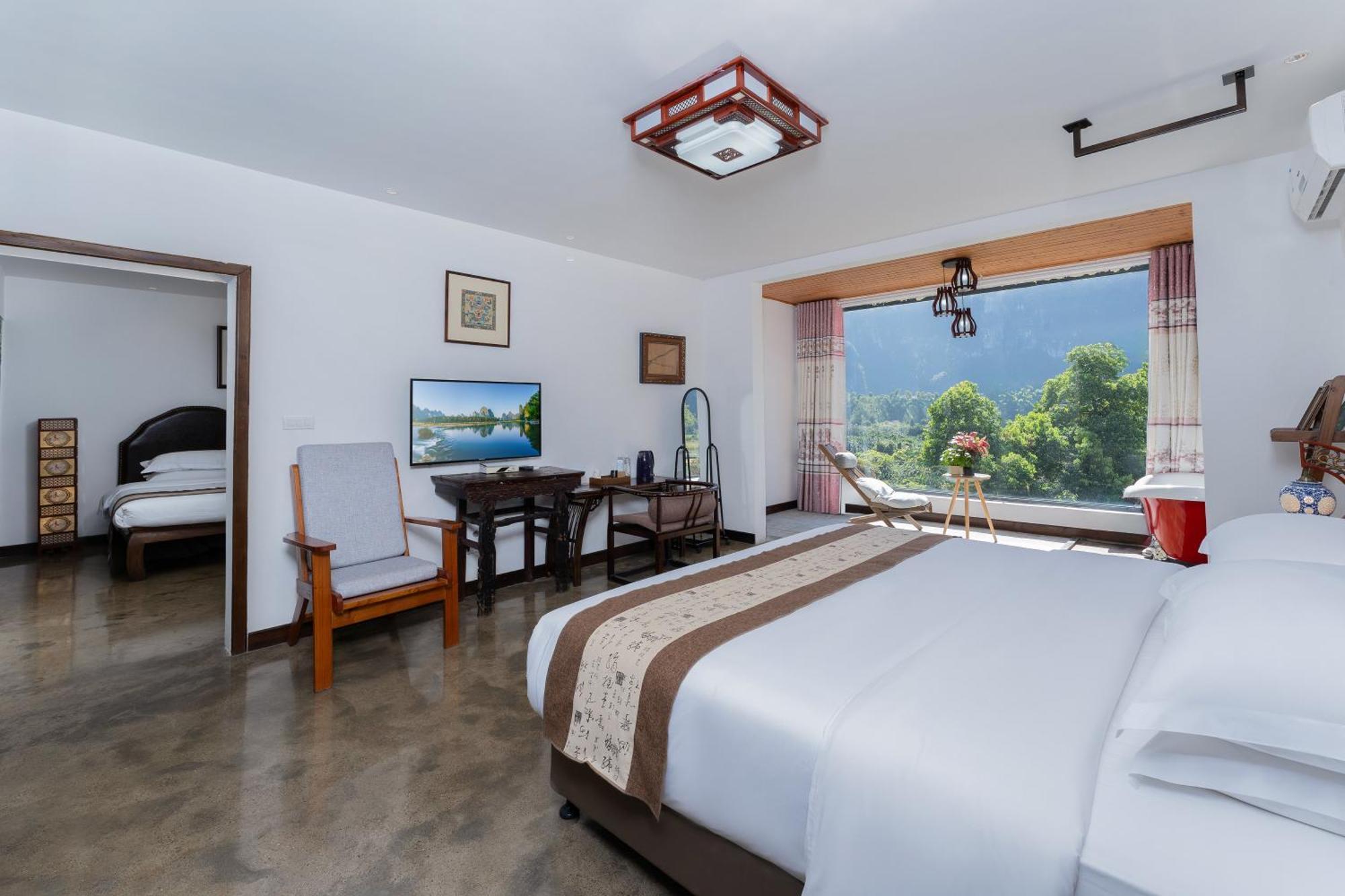Leisure Courtyard Hotel Yangshuo-Free Shuttle Bus To Yangshuo Station Stay 2 Nights One Way Exterior photo