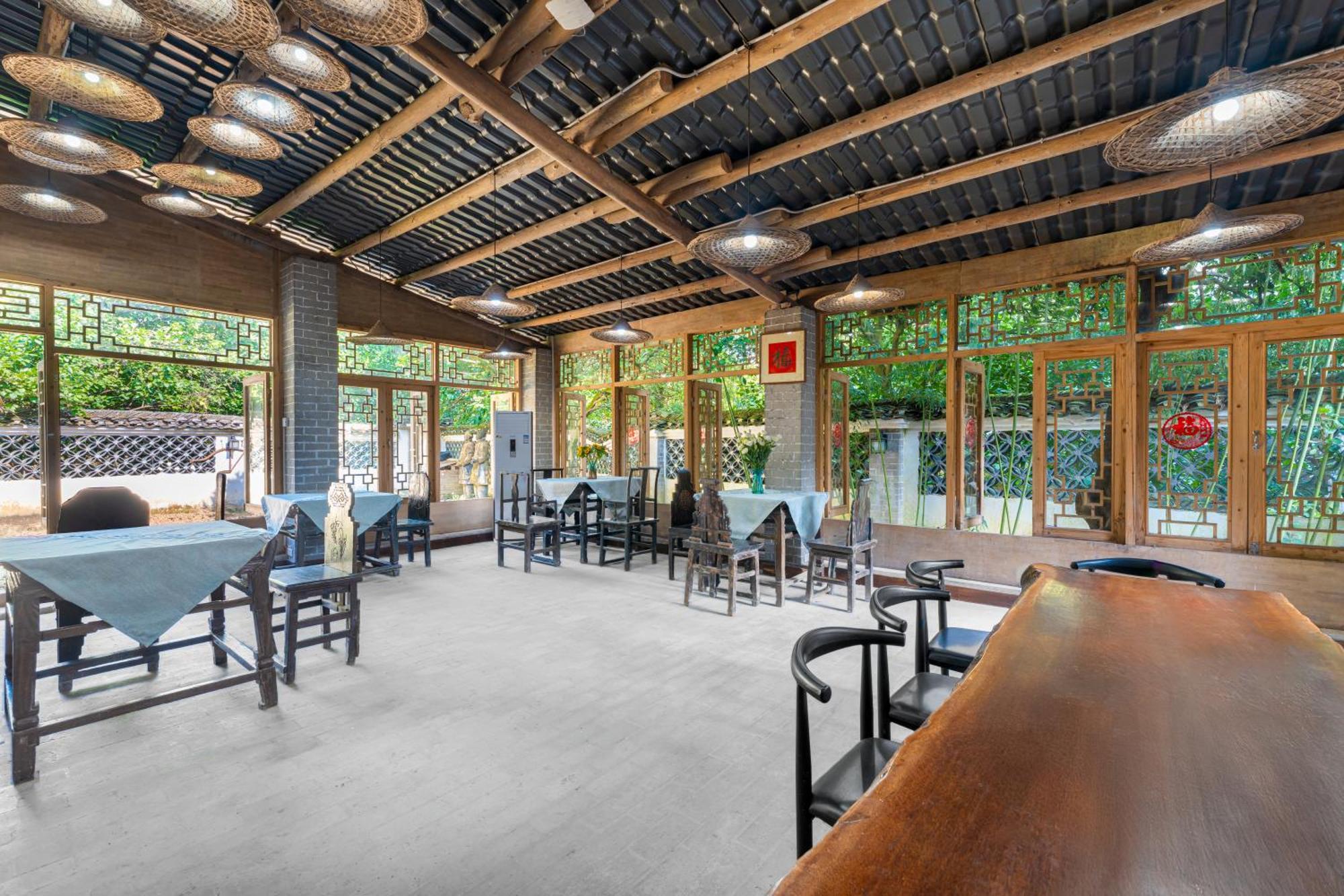 Leisure Courtyard Hotel Yangshuo-Free Shuttle Bus To Yangshuo Station Stay 2 Nights One Way Exterior photo